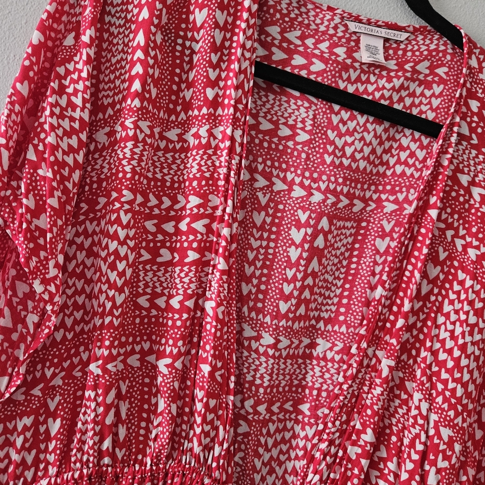 $5 WHEN BUNDLED 🍇 VICTORIA'S SECRET Kimono - Picture 2 of 9